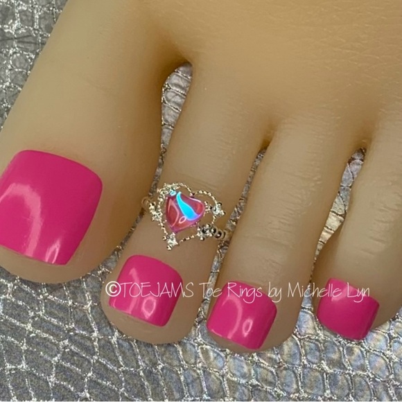 TOE RING HEART Silver/Pink Iridescent Heart Charm Elastic Stretch Beaded… - Picture 1 of 1